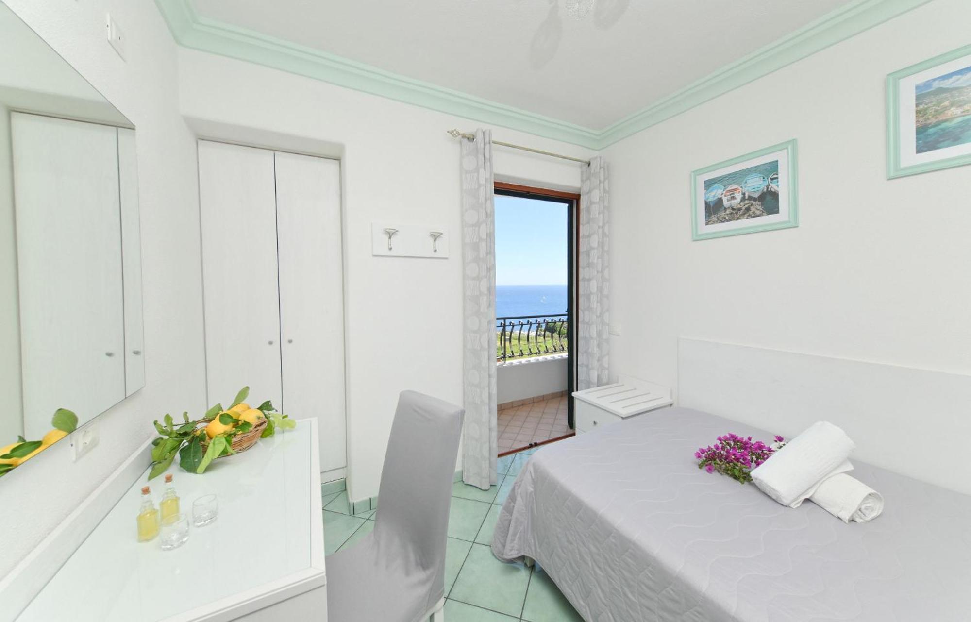 Villa Eleonora, Un Angolo Di Paradiso Ad Ischia Sant'Angelo  Extérieur photo